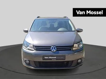 Volkswagen Touran 2012 photo 2