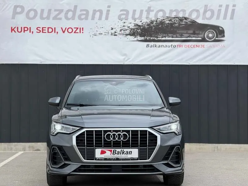 Audi Q3 2021 photo 2