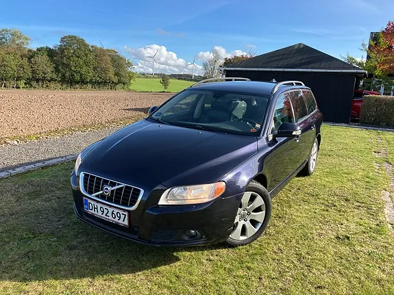 Volvo V70 2008 photo 4