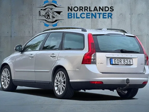 Volvo V50 2010 photo 4