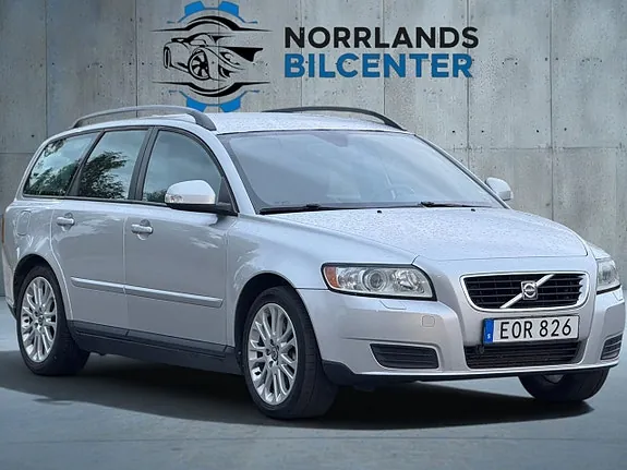 Volvo V50 2010 photo 2