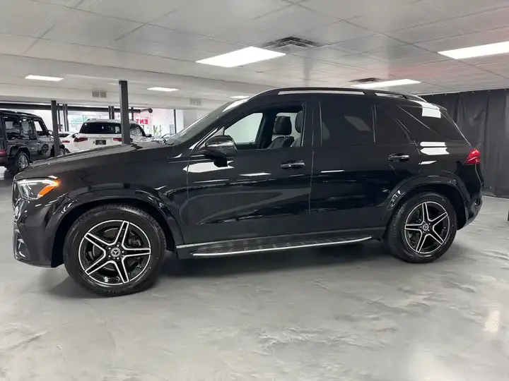 Mercedes-Benz Gle 2024 photo 2