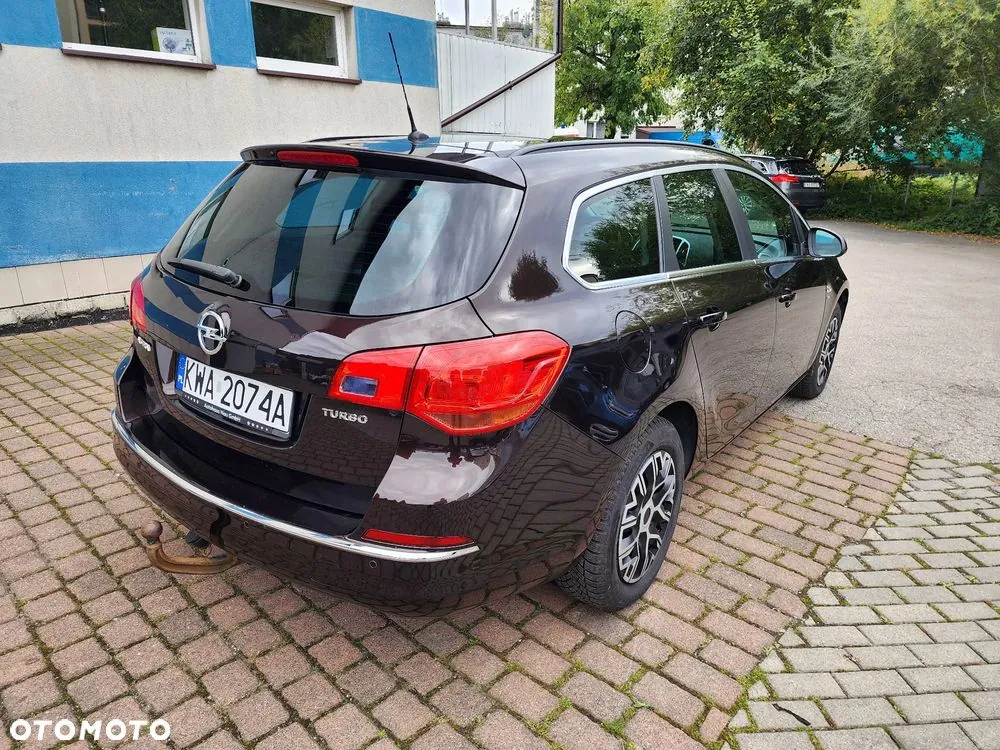 Opel Astra 2014 photo 4