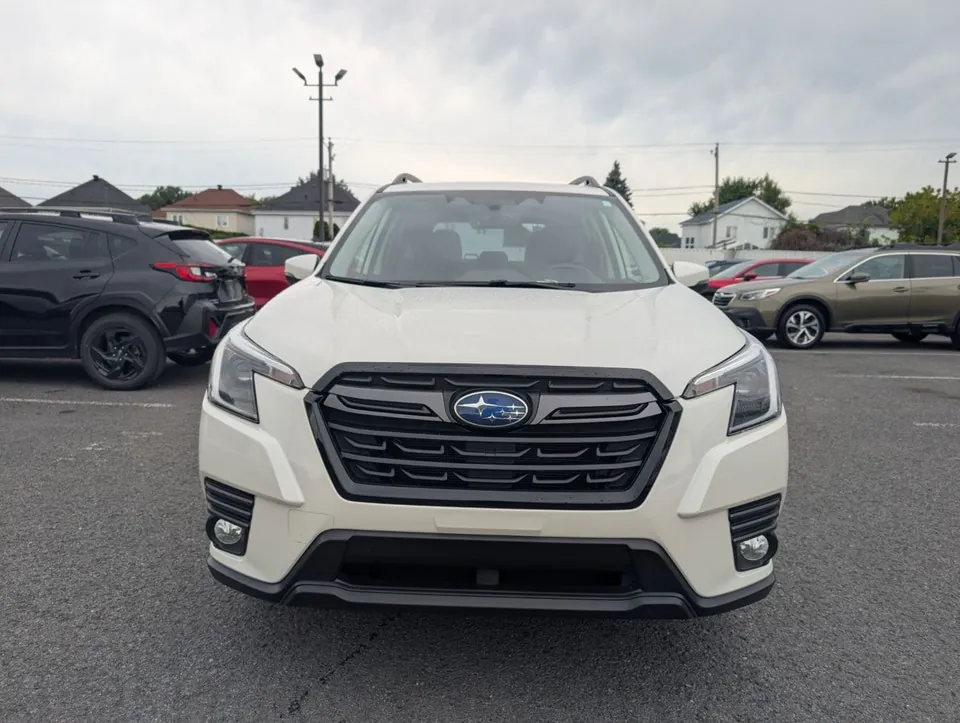 Subaru Forester 2023 photo 2