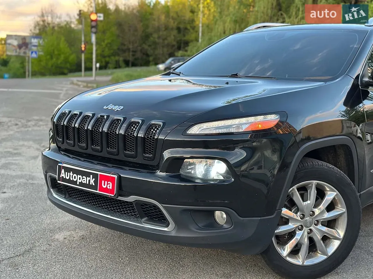 Jeep Cherokee 2015 photo 2