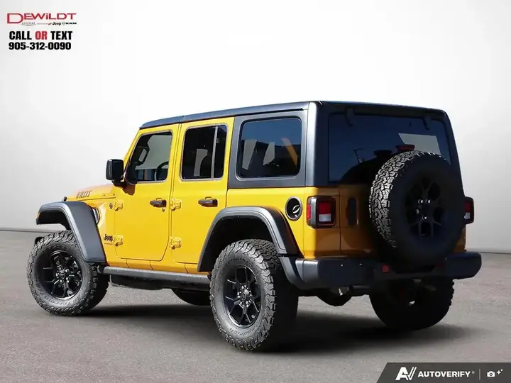 Jeep Wrangler 2026 photo 4