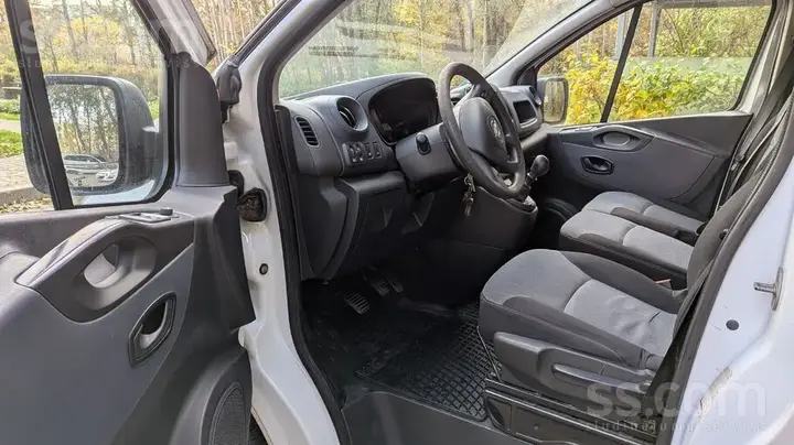 Opel Vivaro 2015 photo 5