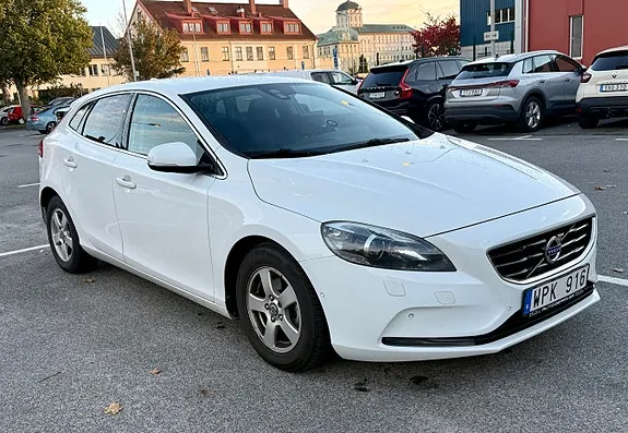 Volvo V40 2013 photo 4