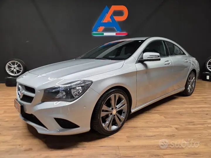 Mercedes-Benz Cla 200