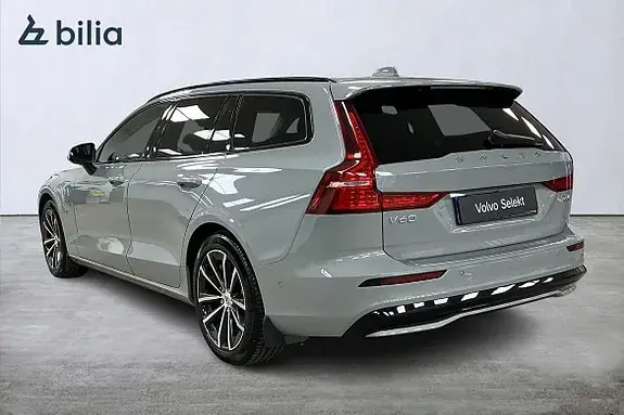 Volvo V60 2025 photo 2