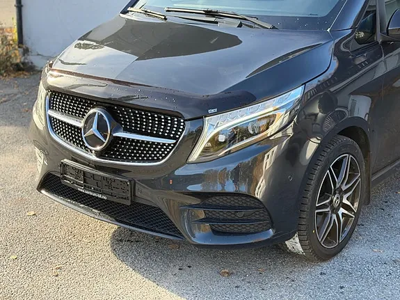 Mercedes-Benz V300 D 2022 photo 5