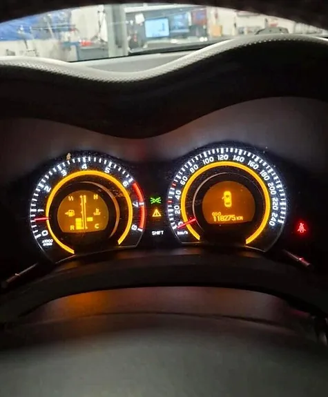 Toyota Auris 2011 photo 2