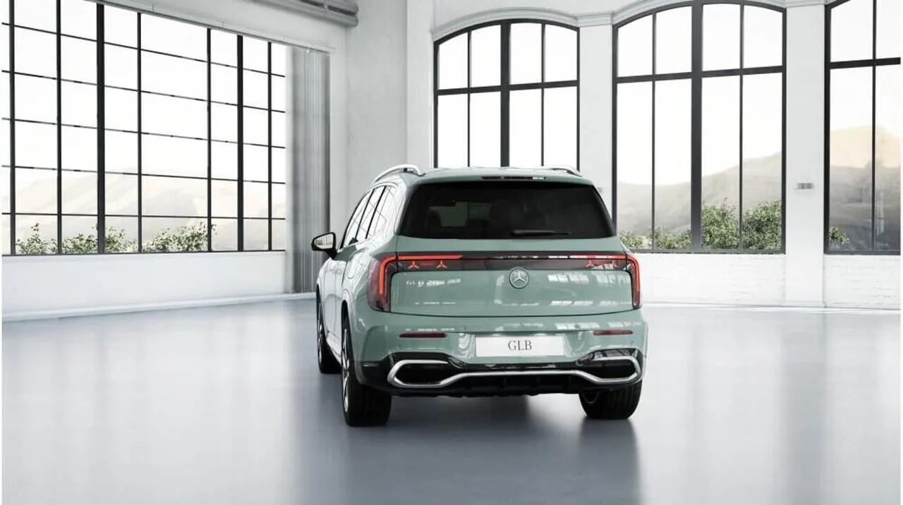 Mercedes-Benz Glb photo 4