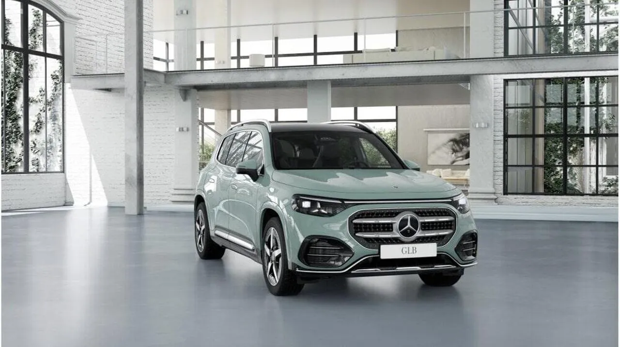 Mercedes-Benz Glb photo 2