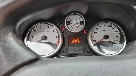 Peugeot 207 2006 photo 3