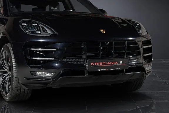 Porsche Macan Turbo 2017 photo 5