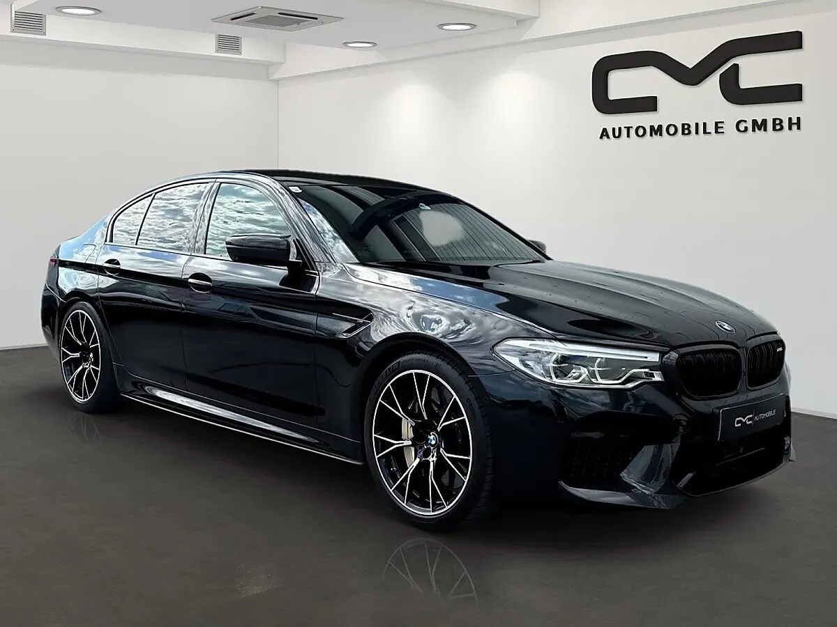 BMW 5 Series 2019 photo 2