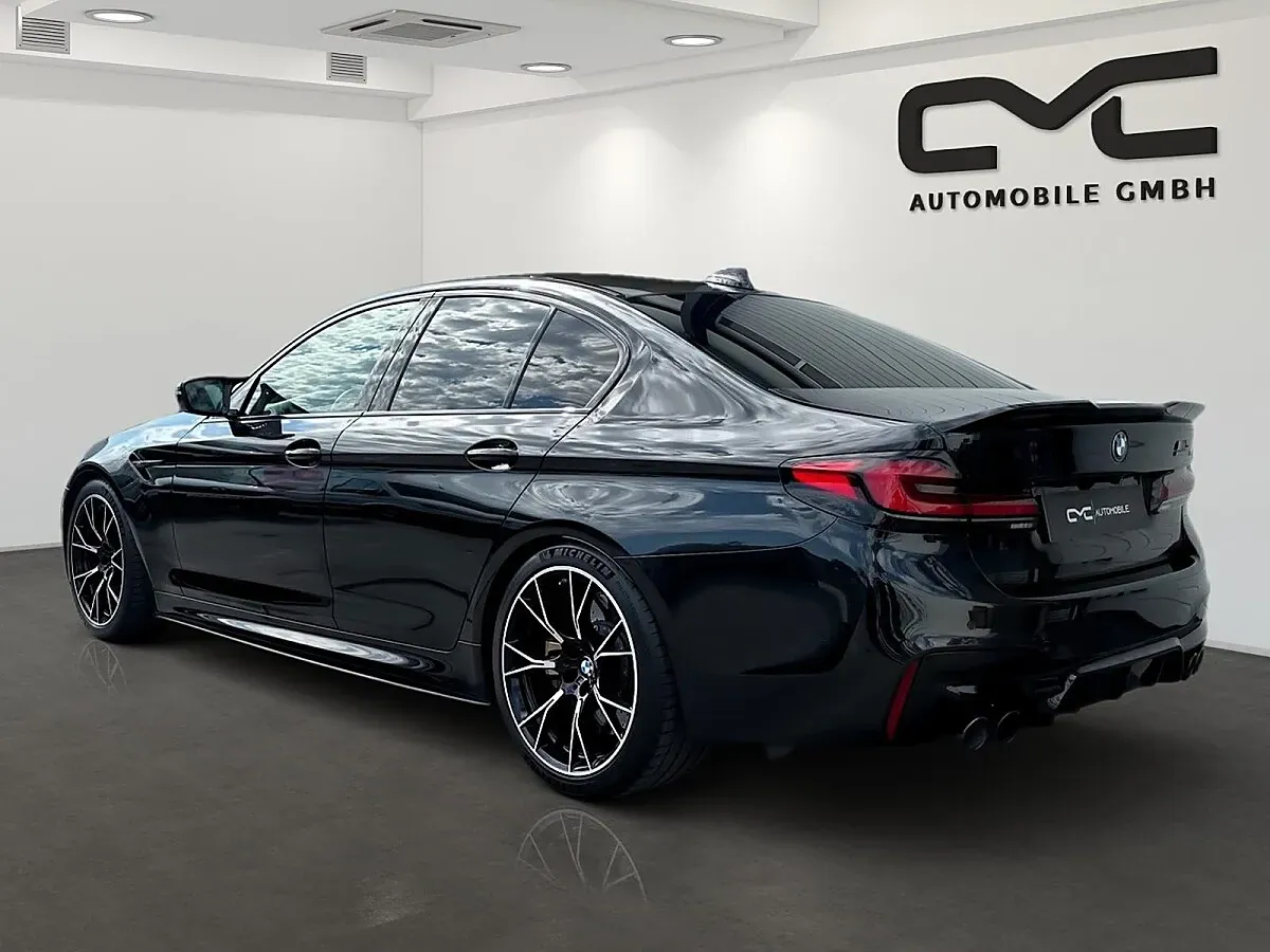 BMW 5 Series 2019 photo 3