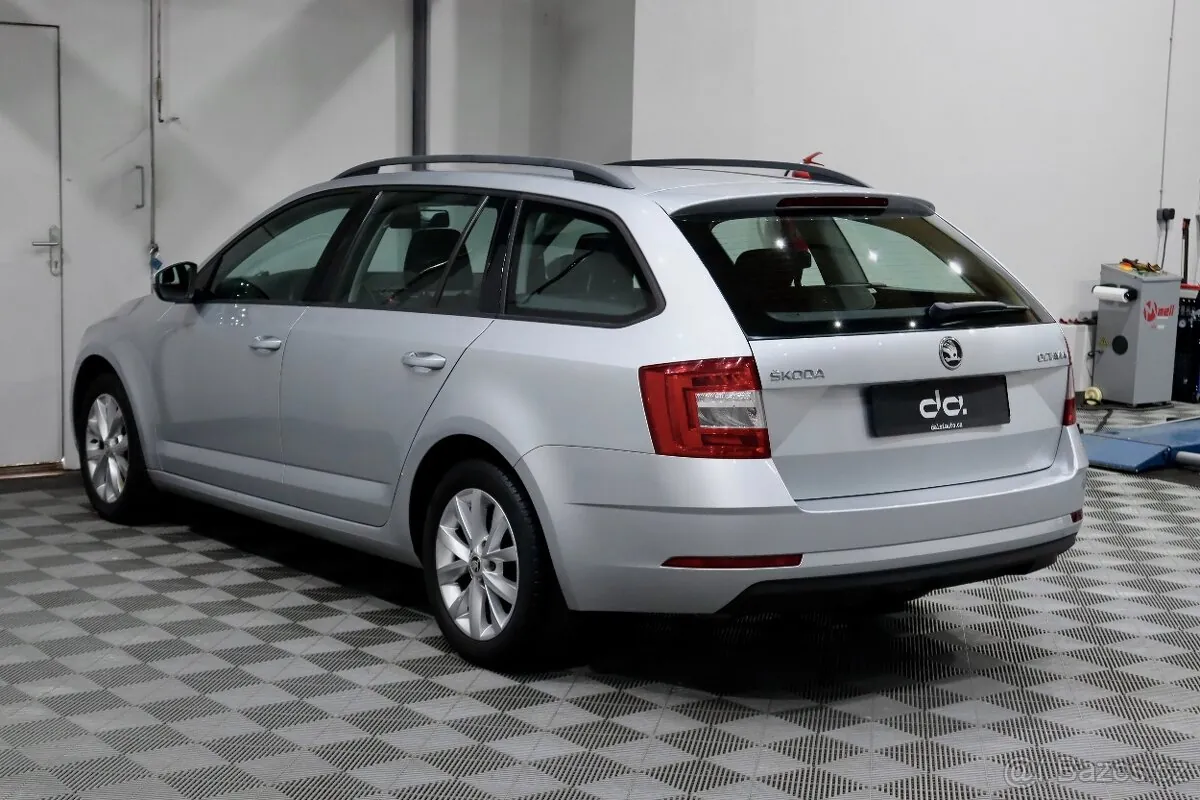 Skoda Octavia 2018 photo 5