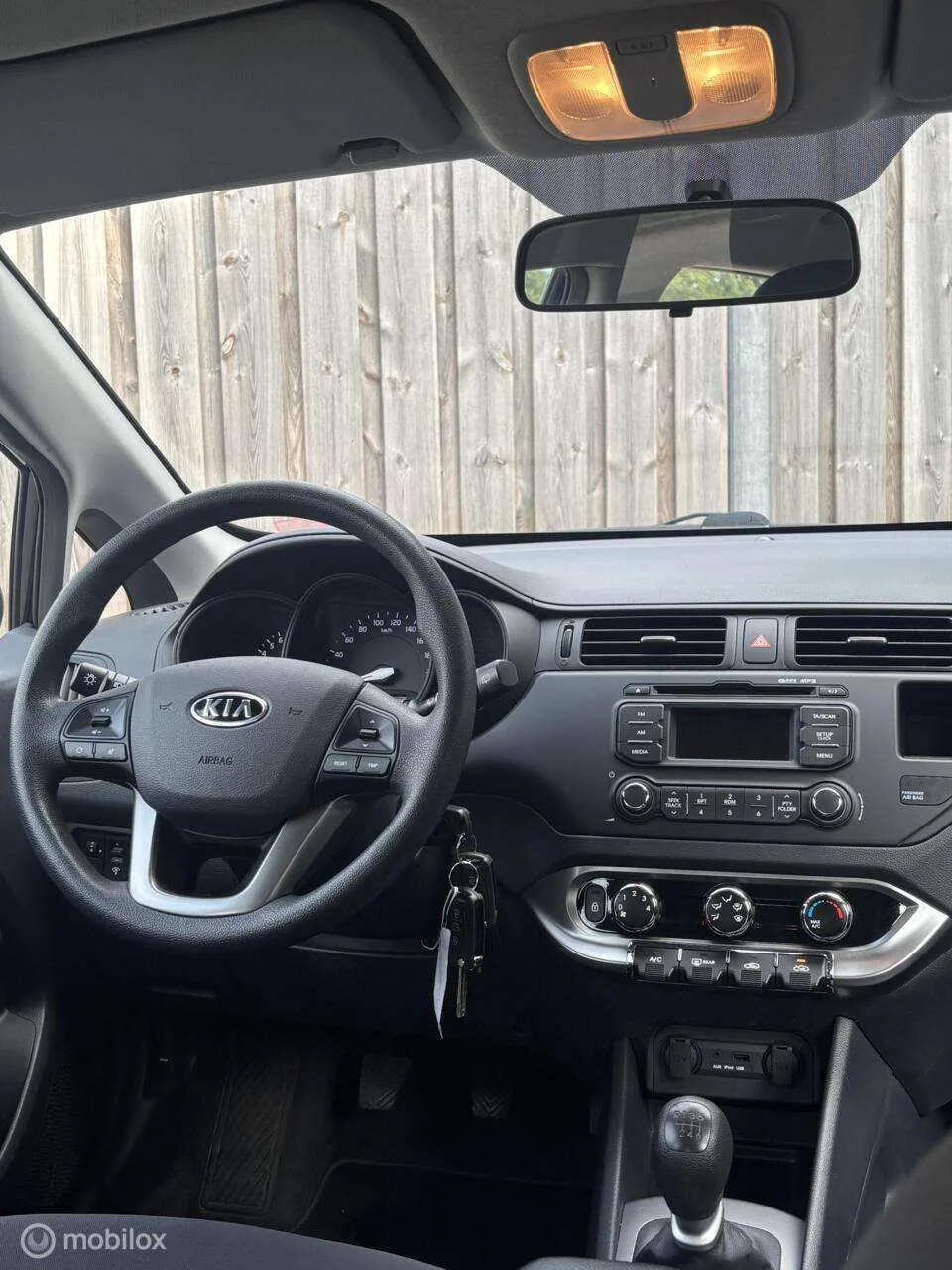 Kia Rio 2013 photo 2