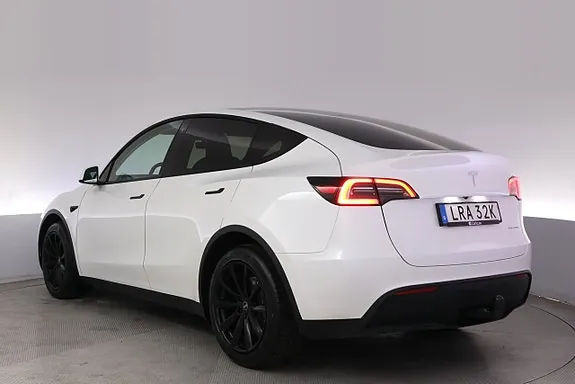 Tesla Model Y 2023 photo 4