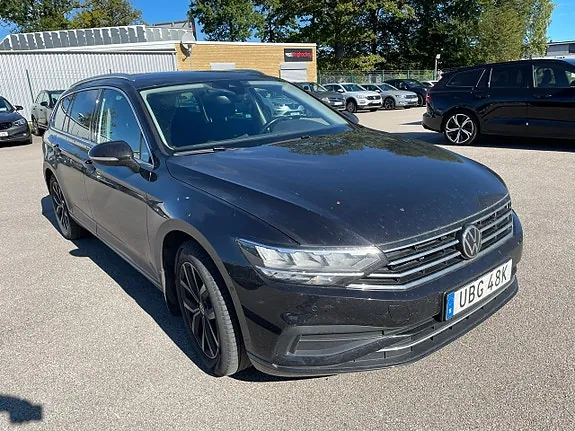 Volkswagen Passat 2021 photo 2