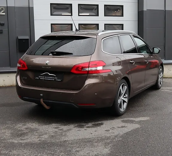 Peugeot 308 2015 photo 4