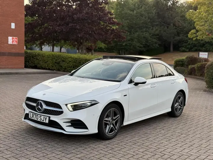 Mercedes-Benz A-Class 2020 photo 4
