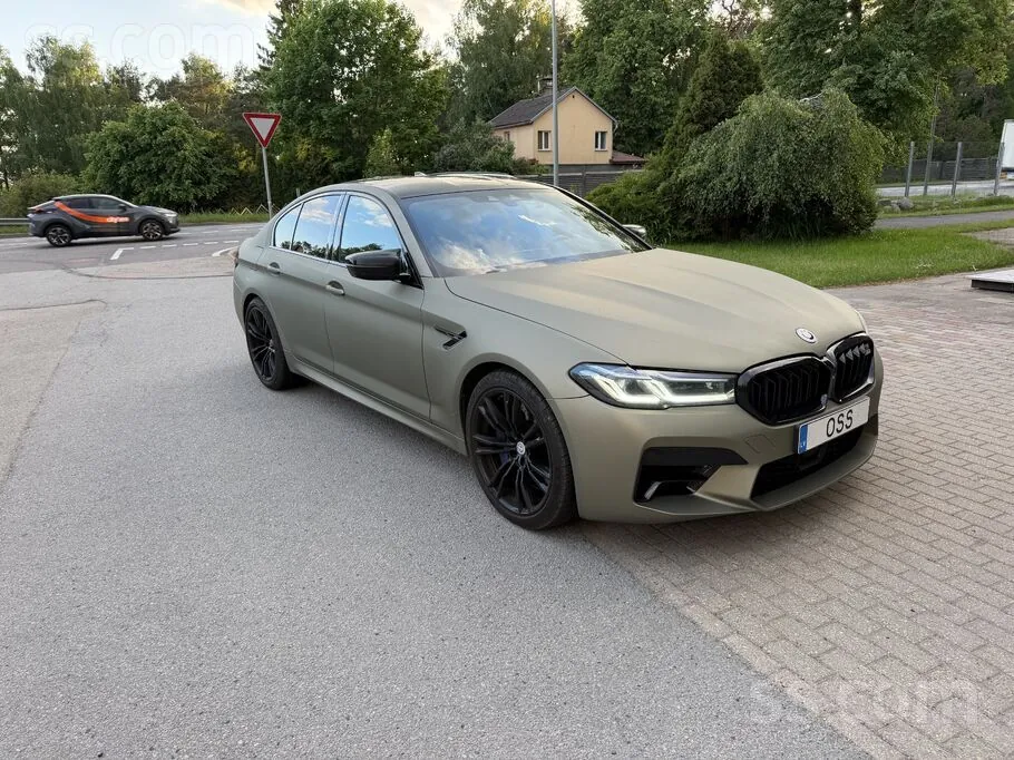 BMW M5