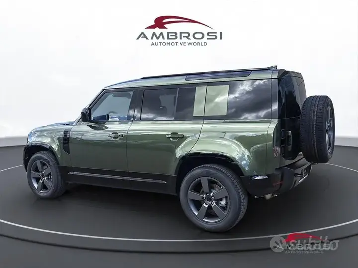Land Rover Defender 2026 photo 4