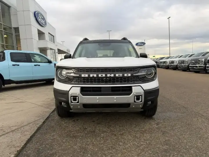 Ford Bronco Sport 2026 photo 2