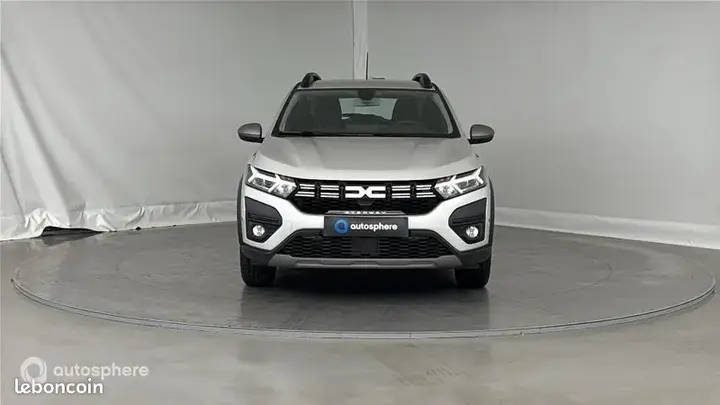 Dacia Sandero 2023 photo 2
