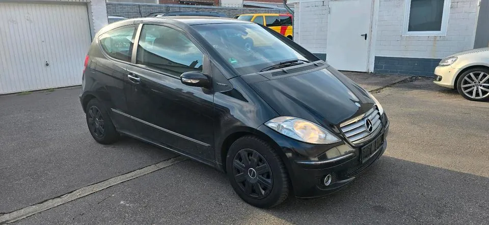 Mercedes-Benz A180D