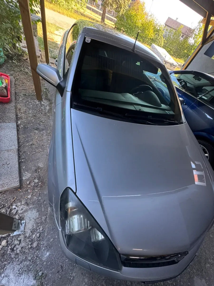 Opel Astra 2006 photo 2