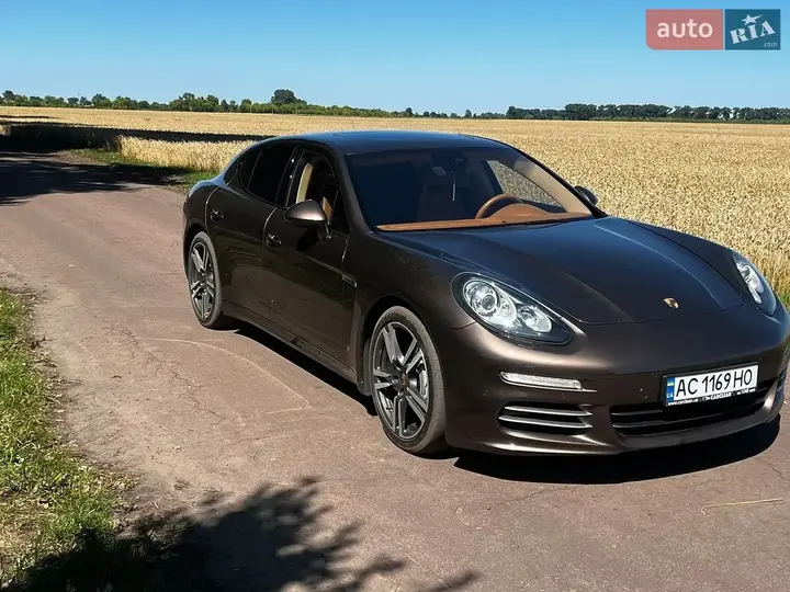 Porsche Panamera 2014 photo 4