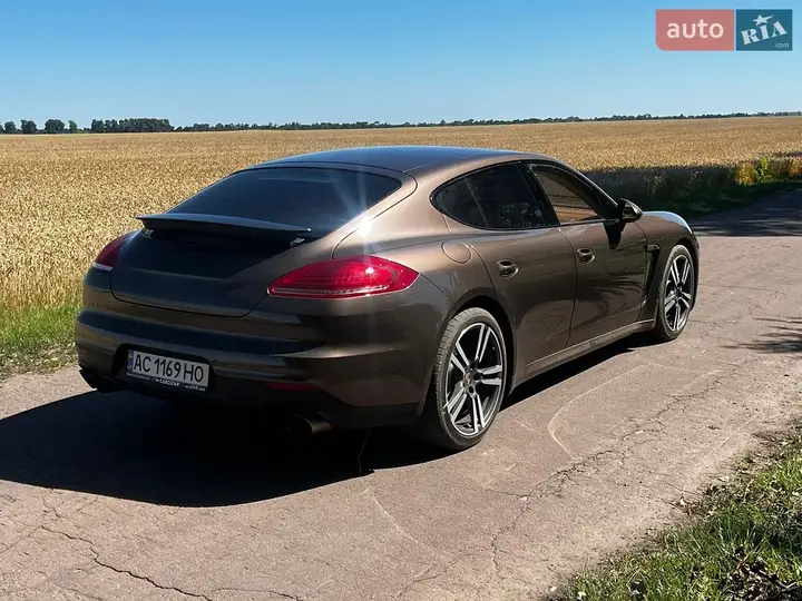 Porsche Panamera 2014 photo 5