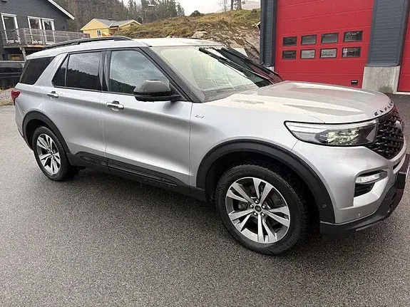 Ford Explorer 2020 photo 2