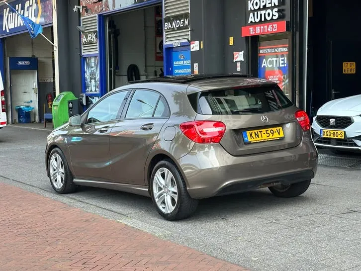 Mercedes-Benz A-Class 2012 photo 2