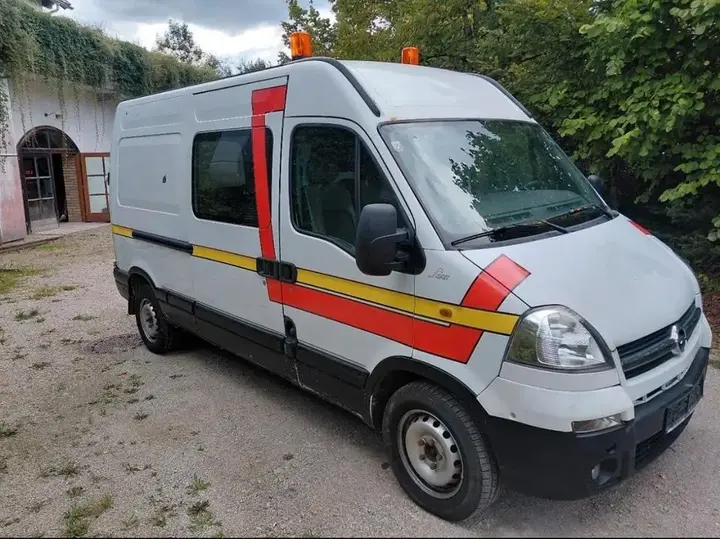 Opel Movano