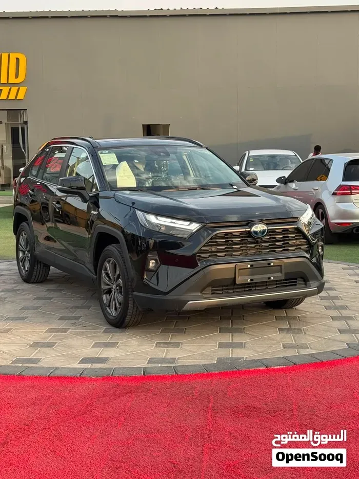 Toyota Rav 4 2025 photo 3