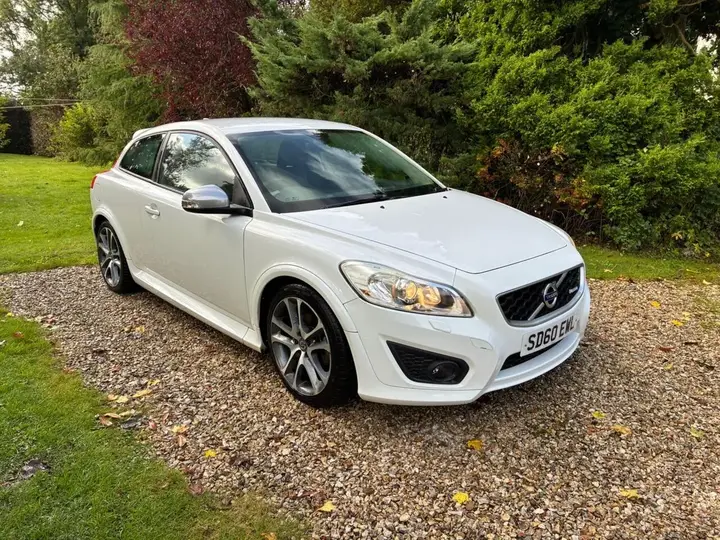 Volvo C30 2010 photo 2