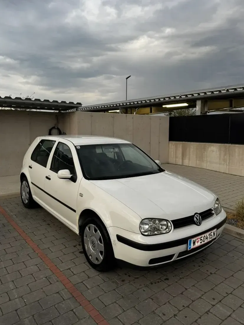 Volkswagen Golf 2003 photo 3