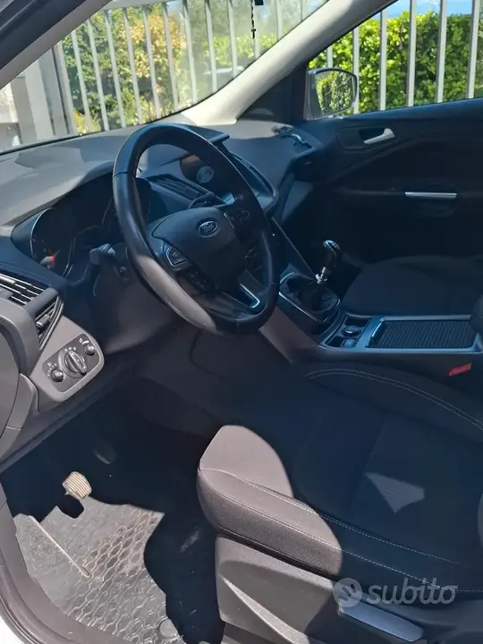 Ford Kuga 2019 photo 4