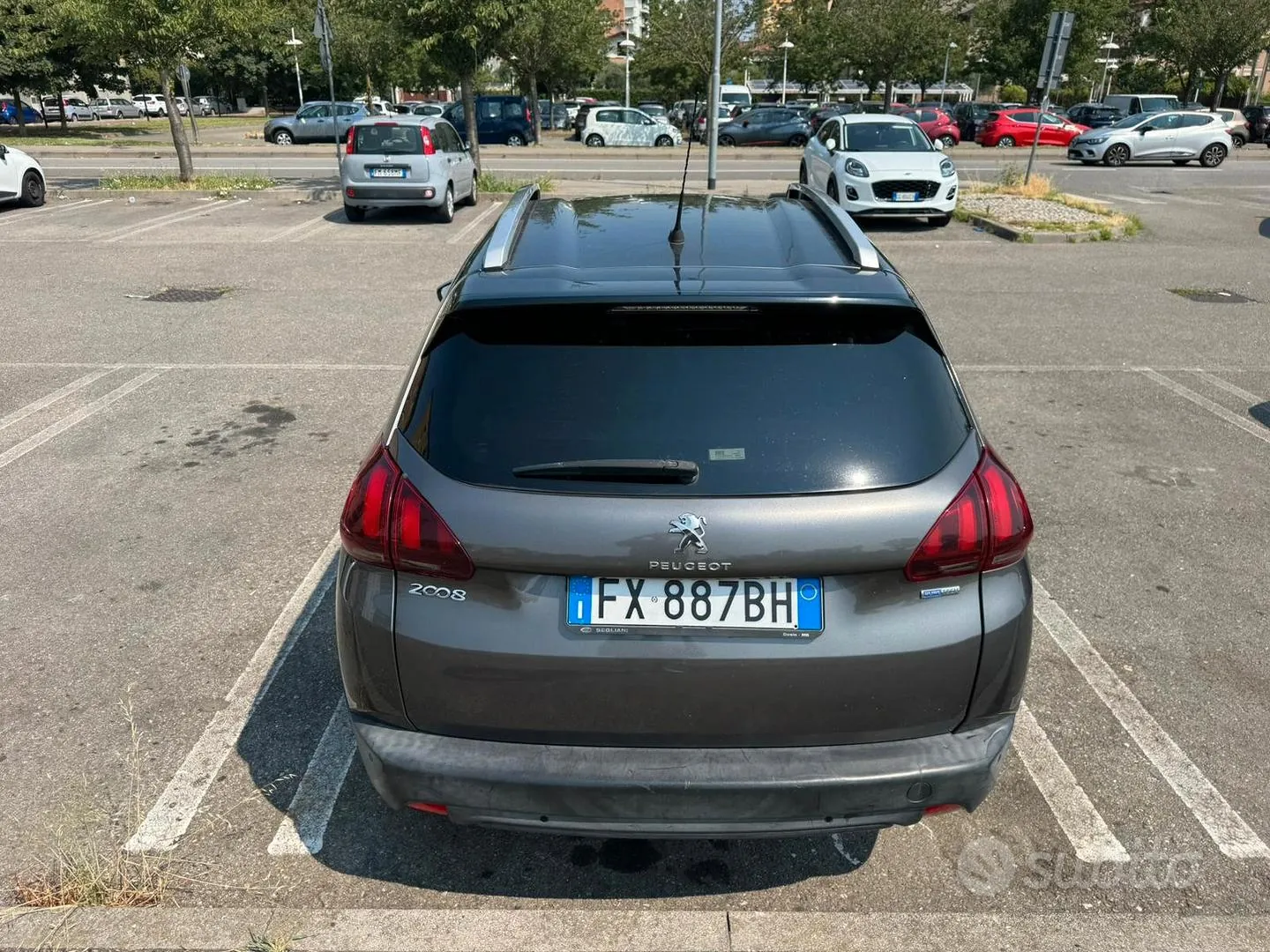 Peugeot 2008 2017 photo 2
