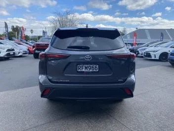 Toyota Highlander 2025 photo 4