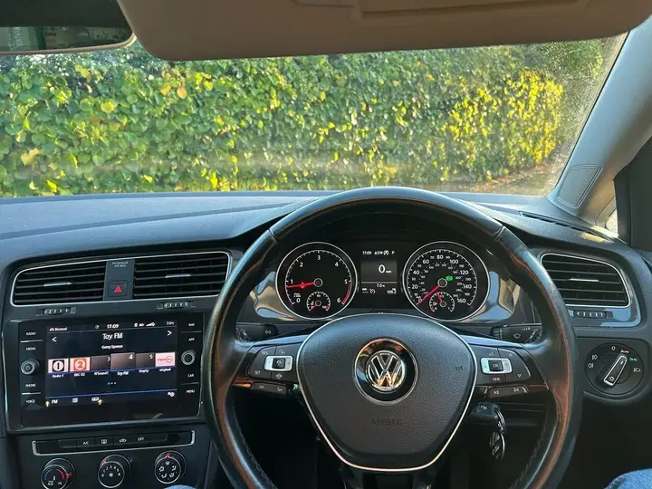 Volkswagen Golf 2019 photo 4