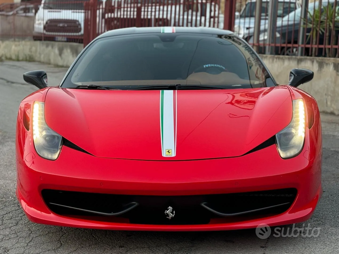 Ferrari 458 Italia 2011 photo 3