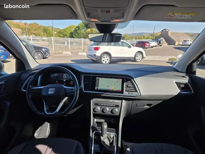 Seat Ateca 2023 photo 2