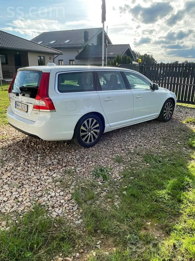 Volvo V70
