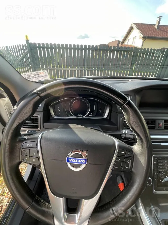 Volvo V70 2014 photo 5